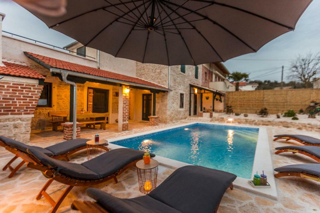 Villa Mia Сукошан Экстерьер фото