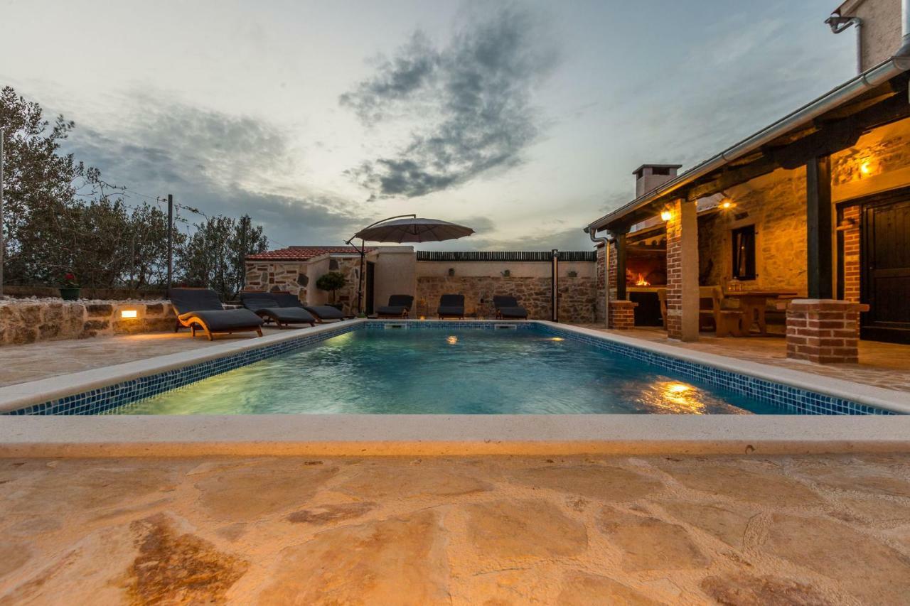 Villa Mia Сукошан Экстерьер фото